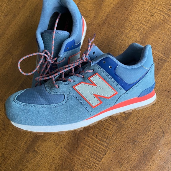 NB 574 - Picture 2 of 4